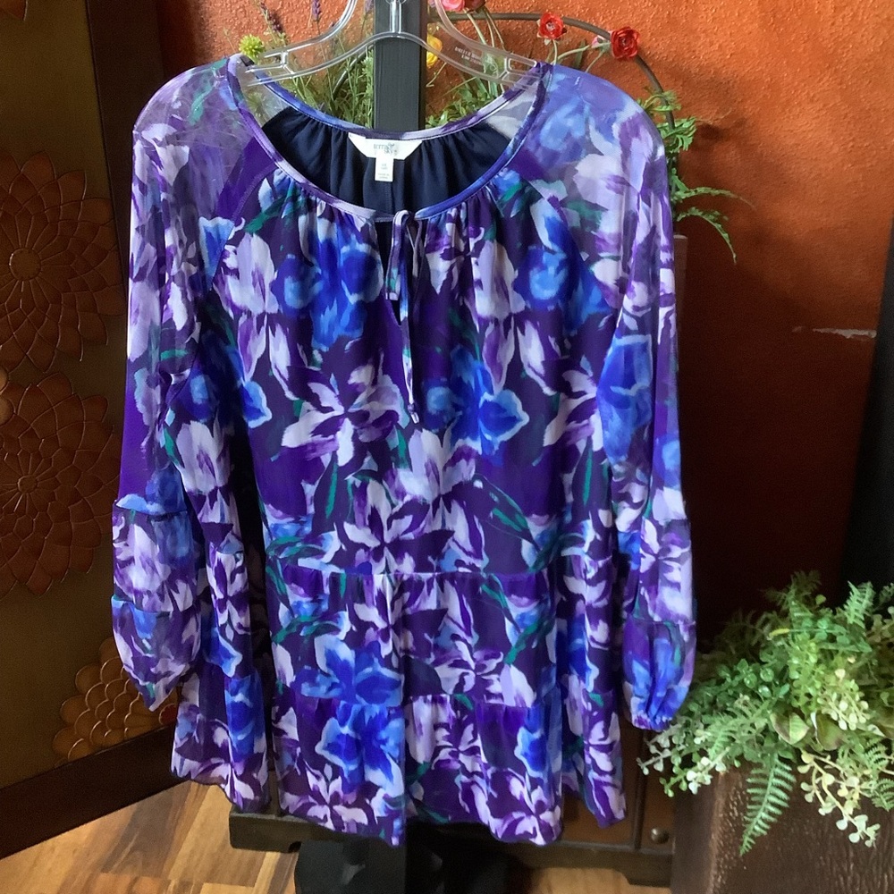 Terra & Sky Size 14W(0X) long sleeve filmy vibrant print top